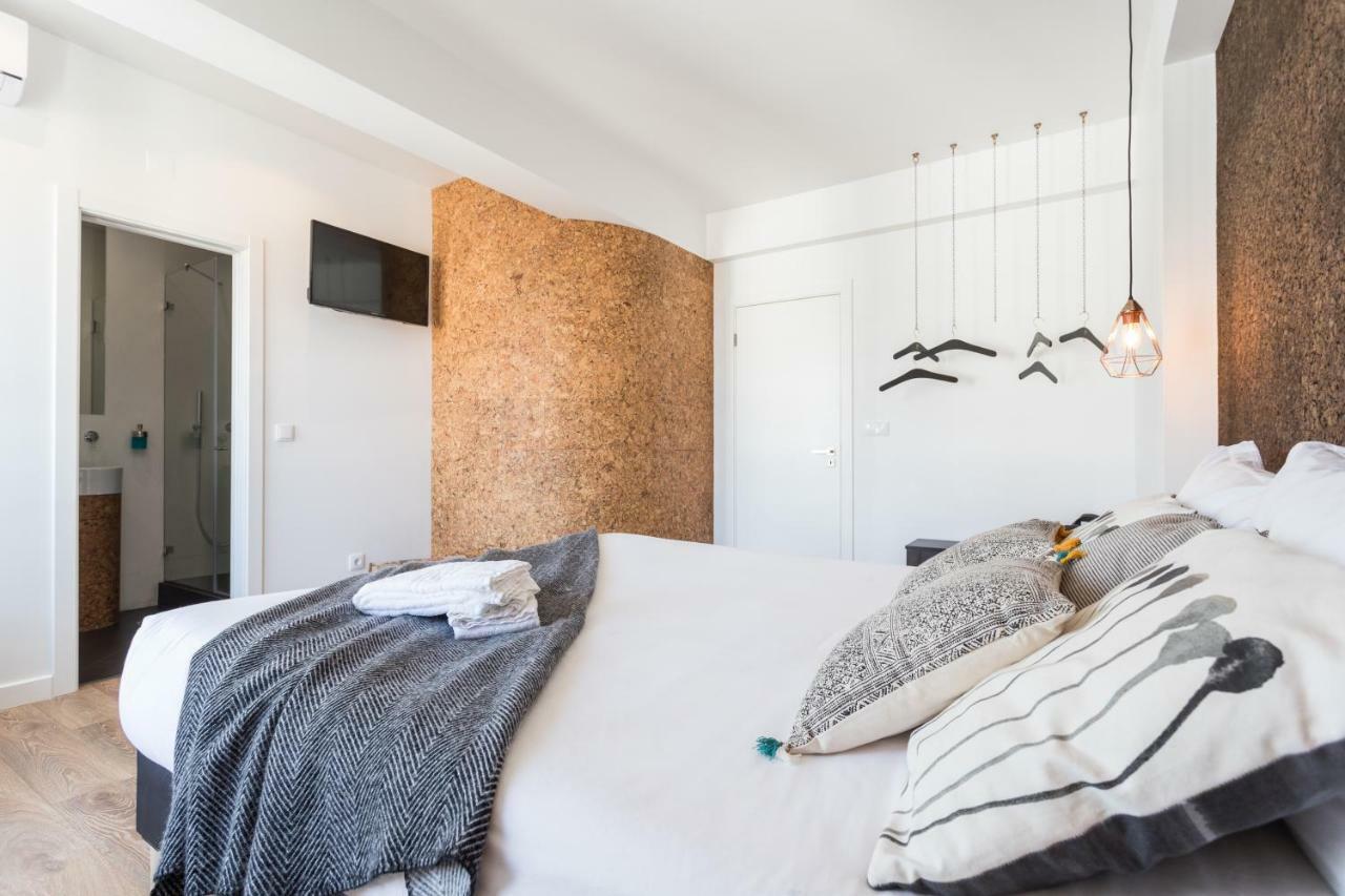 ลิสบอน แอร์พอร์ต สวีท Bed & Breakfast ภายนอก รูปภาพ